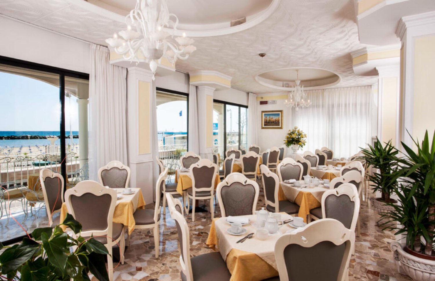 Sala da pranzo dell’Hotel Croce del Sud